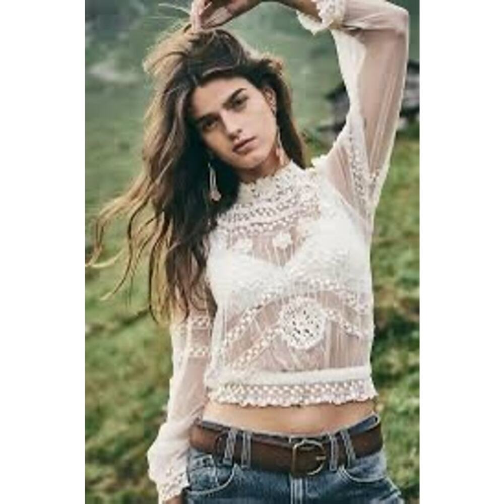 Free People x REVOLVE Forever Romance Blouse / sz xs